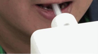 隔空接吻让你随时感受女友烈焰红唇